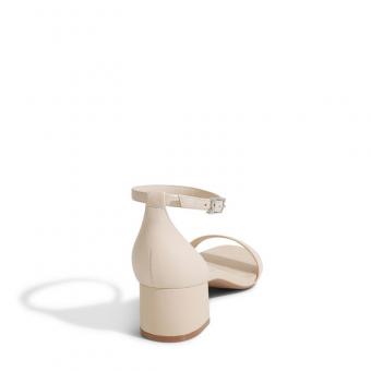 SANDALIA 04AA.2DE3 COURO SALTO BAIXO QUADRADO FEM SANTA LOLLA