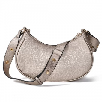 BOLSA B250601 MEIA LUA METALIZADA C/ZIPER FRONTAL FEM VIA MARTE