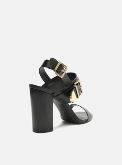 SANDALIA A102810284 SALTO QUAD E FIVELA GROSSA FEM AREZZO