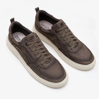 TENIS 240201 COURO FOSCO CADARÇO MASC DEMOCRATA