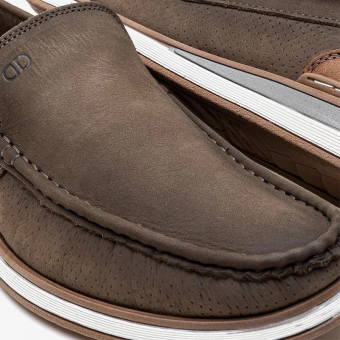 MOCASSIM 252101 SLIP COURO PERFURADO MASC DEMOCARATA