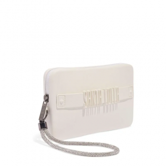 BOLSA 0450.4C4E CLUTCH BORRACHA LOGO ALTO RELEVO FEM SANTA LOLLA