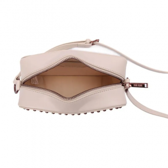 BOLSA 0470.48D6 COURO QUADRADA COM TAXAS SANTA LOLLA